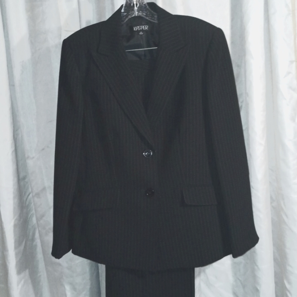 BLACK KASPER STRIPED SUIT